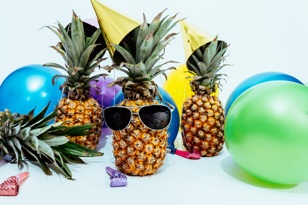 FUN IN THE SUN WITH SUMMER’S HOTTEST PARTY TRENDS
