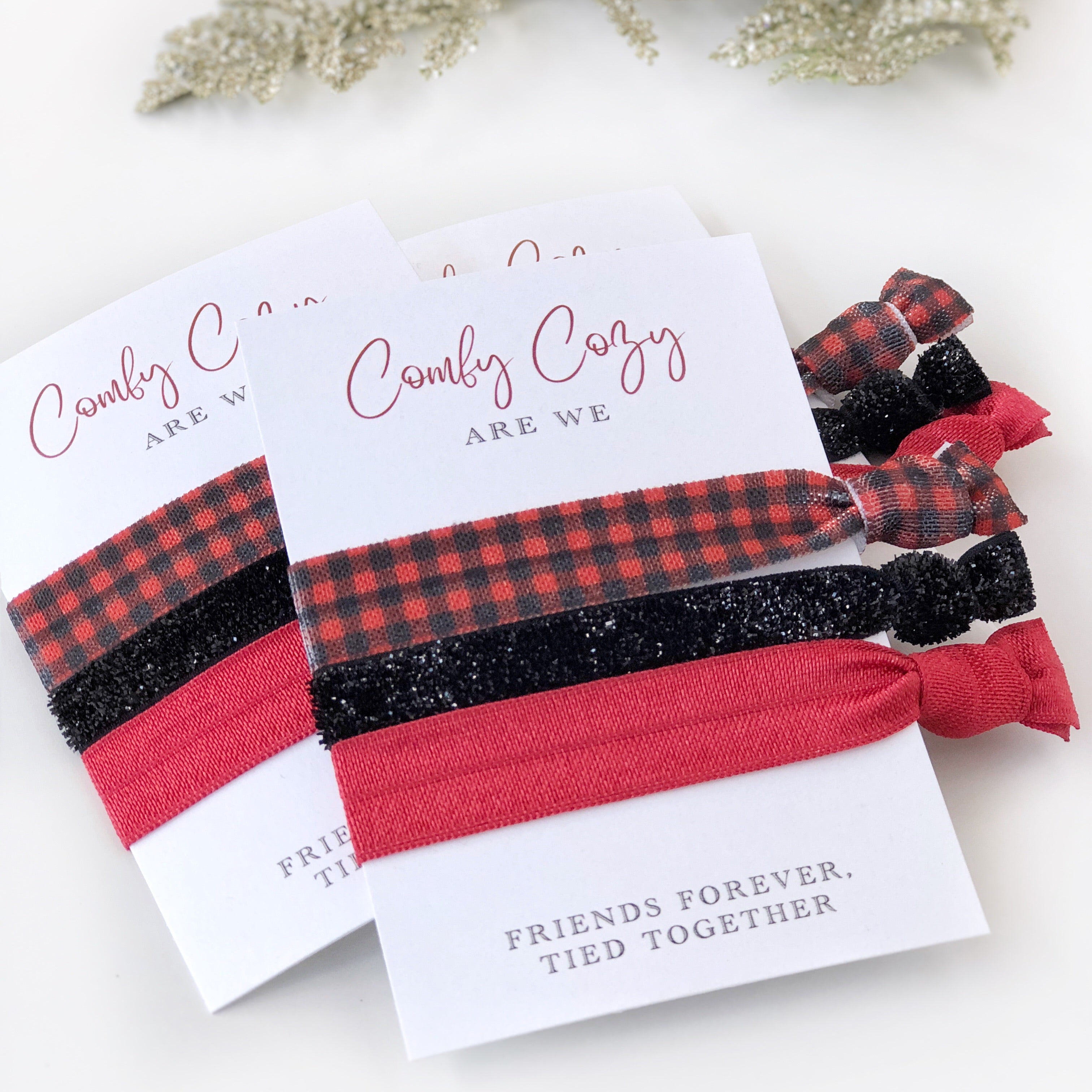 Buffalo Plaid Christmas Party Favors - Hair Tie Gifts for Friends - Stocking Stuffers - @PlumPolkaDot 